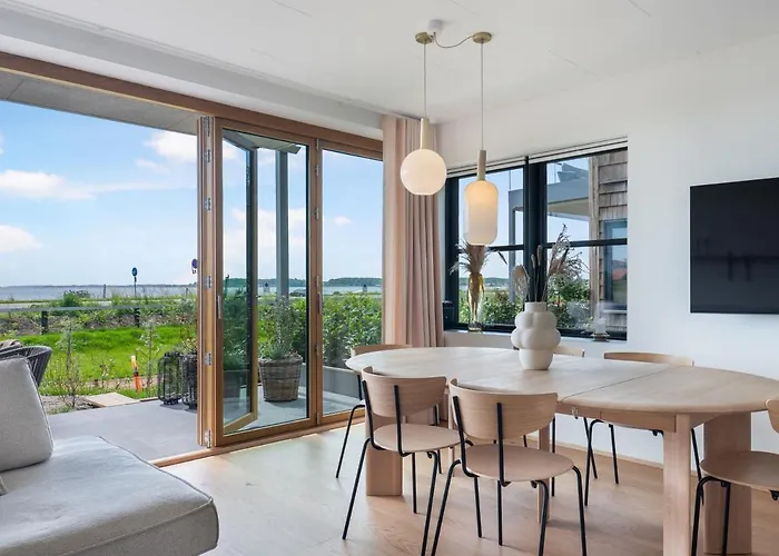 Luksus Med 3 Soverum Ved Stranden I